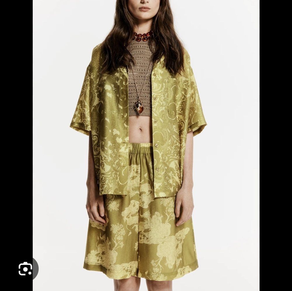 *LAST CHANCE* SET Shirt/Short WHITE LOTUS x H&M PATTERNED SET Yellow NWT…